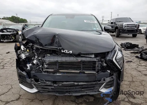 2023 Kia Sportage Ex z USA, uszkodzony, nr VIN 5XYK33AF8PG059676